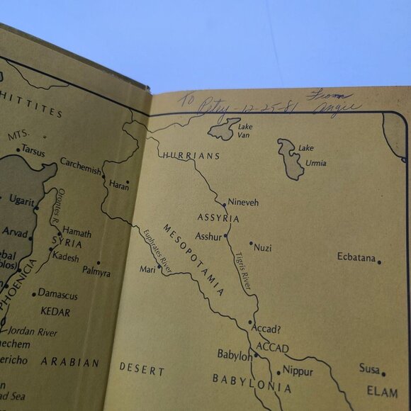 Good News Bible with Deuterocanonicals/Apocrypha Today's English Version - Picture 2 of 9